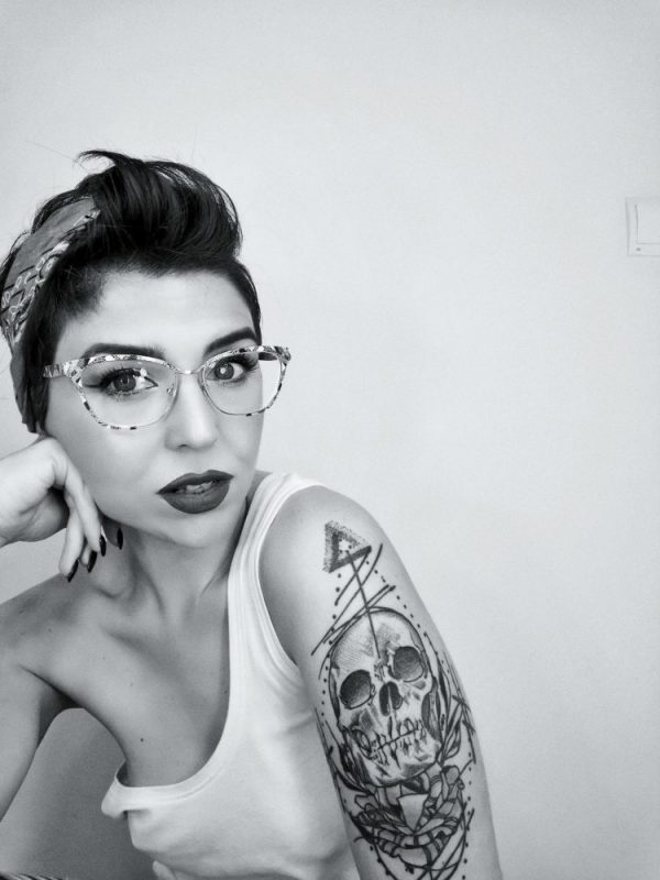 Débardeur Humour Tatoueuse - Cadeau Drôle Pour Tatoueuse Femme - Message 'Je Suis Une Tatoueuse Qui Déchire' - 9