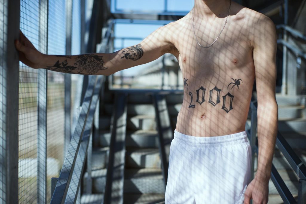 Prisonnier tatoué